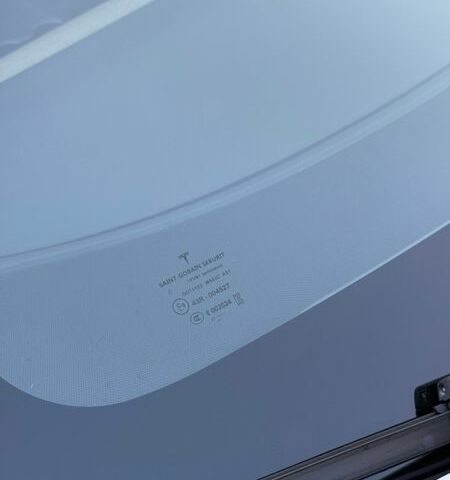 Белый Тесла Модель 3, объемом двигателя 0 л и пробегом 114 тыс. км за 20900 $, фото 38 на Automoto.ua