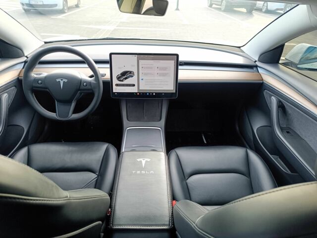 Тесла Модель 3 2021 в Луцке на Automoto.ua Белый Тесла Модель 3, объемом двигателя 0 л и пробегом 170 тыс. км за 18500 $, фото 17 на Automoto.ua