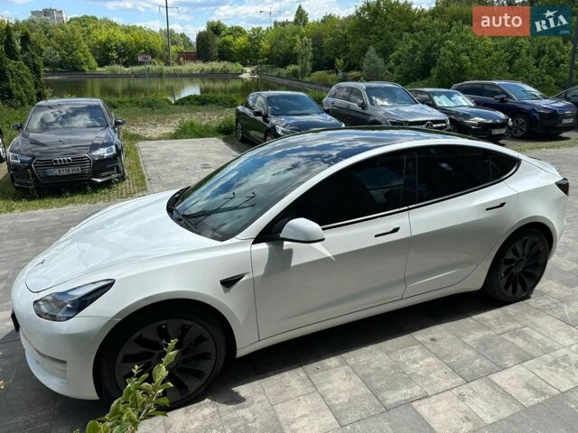 Белый Тесла Модель 3, объемом двигателя 0 л и пробегом 99 тыс. км за 20000 $, фото 14 на Automoto.ua