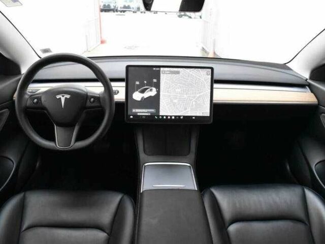 Білий Тесла Модель 3, об'ємом двигуна 0 л та пробігом 47 тис. км за 6600 $, фото 9 на Automoto.ua