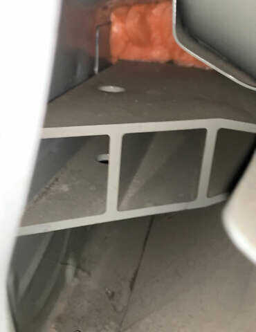 Белый Тесла Модель 3, объемом двигателя 0 л и пробегом 27 тыс. км за 19750 $, фото 3 на Automoto.ua