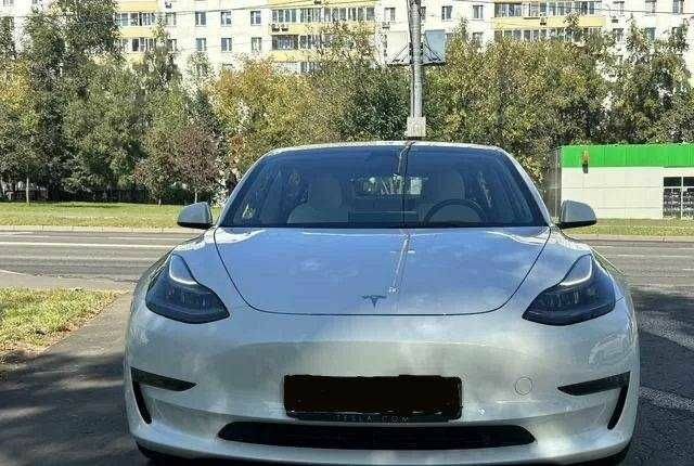 Тесла Модель 3 2021 в Львове на Automoto.ua Белый Тесла Модель 3, объемом двигателя 0 л и пробегом 60 тыс. км за 22500 $, фото 3 на Automoto.ua