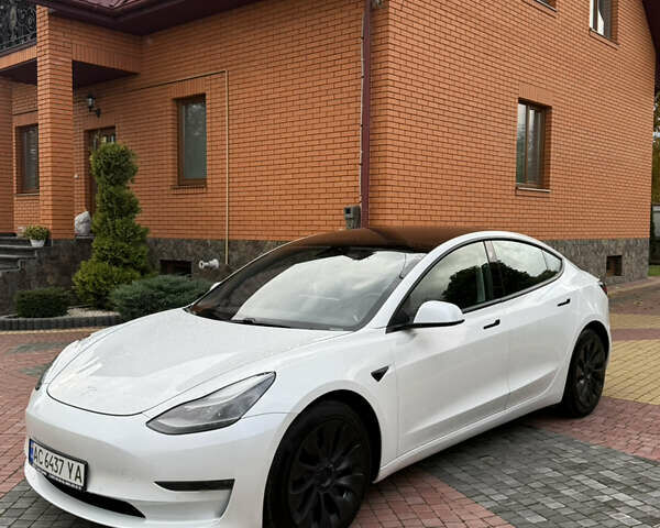 Белый Тесла Модель 3, объемом двигателя 0 л и пробегом 91 тыс. км за 16900 $, фото 3 на Automoto.ua