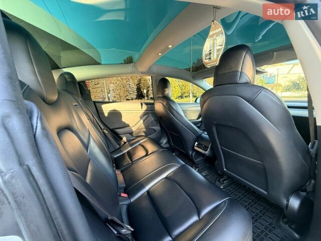 Білий Тесла Модель 3, об'ємом двигуна 0 л та пробігом 183 тис. км за 14750 $, фото 45 на Automoto.ua