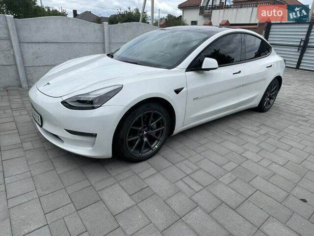 Білий Тесла Модель 3, об'ємом двигуна 0 л та пробігом 78 тис. км за 18000 $, фото 15 на Automoto.ua