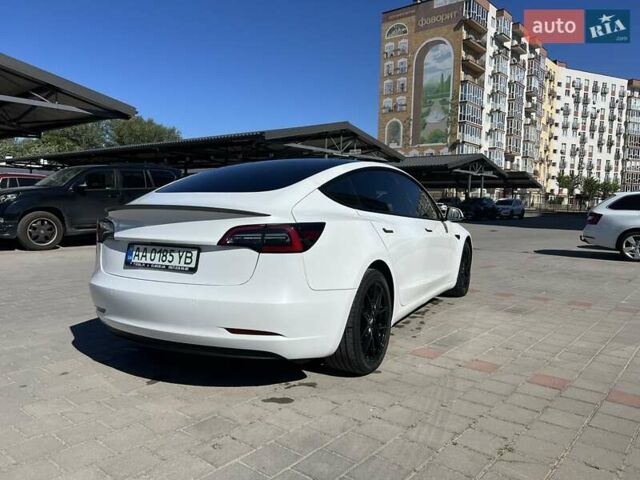 Білий Тесла Модель 3, об'ємом двигуна 0 л та пробігом 68 тис. км за 25500 $, фото 21 на Automoto.ua