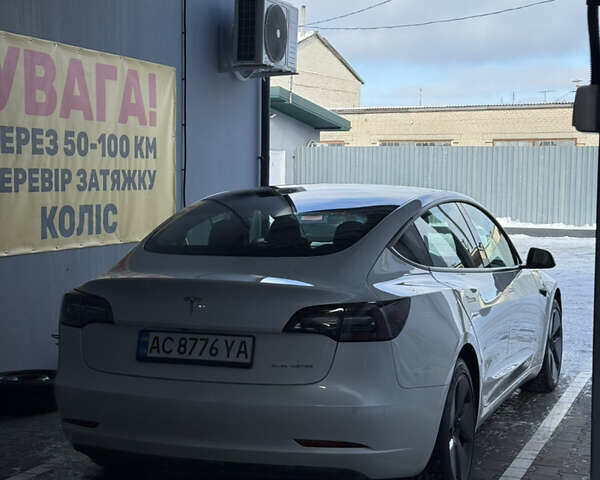 Білий Тесла Модель 3, об'ємом двигуна 0 л та пробігом 114 тис. км за 19500 $, фото 47 на Automoto.ua