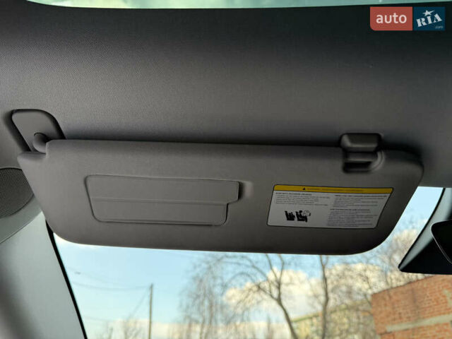 Белый Тесла Модель 3, объемом двигателя 0 л и пробегом 37 тыс. км за 19999 $, фото 116 на Automoto.ua