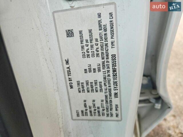 Белый Тесла Модель 3, объемом двигателя 0 л и пробегом 76 тыс. км за 6700 $, фото 12 на Automoto.ua