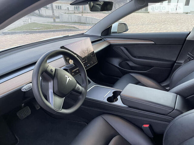 Білий Тесла Модель 3, об'ємом двигуна 0 л та пробігом 34 тис. км за 19500 $, фото 19 на Automoto.ua