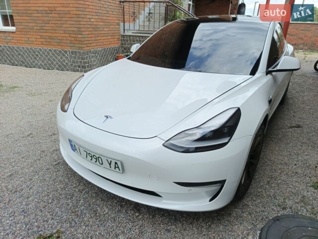 Білий Тесла Модель 3, об'ємом двигуна 0 л та пробігом 105 тис. км за 16400 $, фото 3 на Automoto.ua