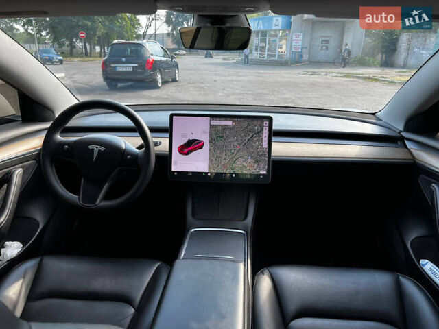 Белый Тесла Модель 3, объемом двигателя 0 л и пробегом 58 тыс. км за 18000 $, фото 6 на Automoto.ua