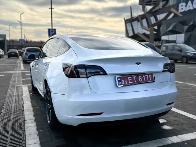 Білий Тесла Модель 3, об'ємом двигуна 0 л та пробігом 170 тис. км за 16500 $, фото 3 на Automoto.ua