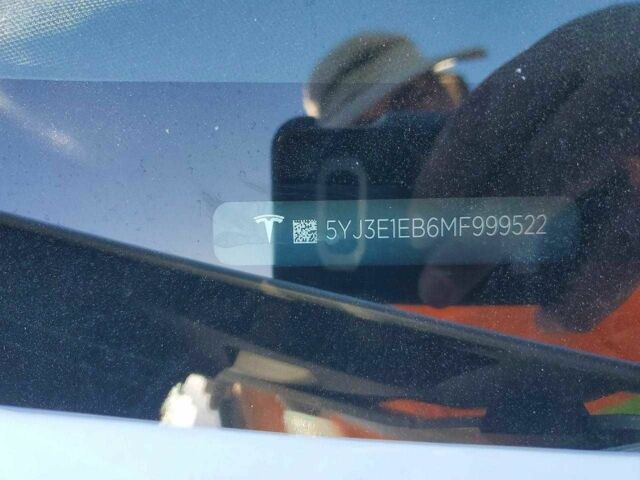 Білий Тесла Модель 3, об'ємом двигуна 0 л та пробігом 62 тис. км за 4900 $, фото 11 на Automoto.ua