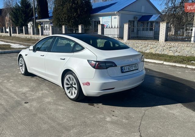 Белый Тесла Модель 3, объемом двигателя 0 л и пробегом 168 тыс. км за 17500 $, фото 7 на Automoto.ua