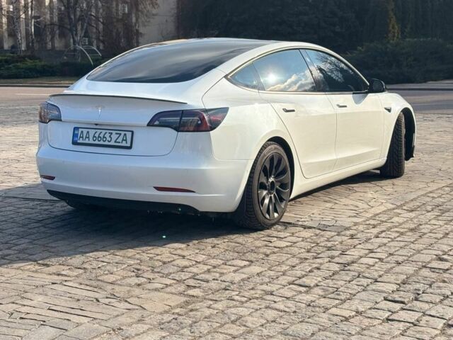 Білий Тесла Модель 3, об'ємом двигуна 0 л та пробігом 108 тис. км за 17500 $, фото 4 на Automoto.ua