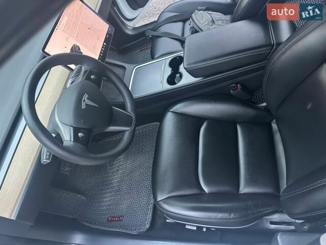 Белый Тесла Модель 3, объемом двигателя 0 л и пробегом 98 тыс. км за 18750 $, фото 20 на Automoto.ua