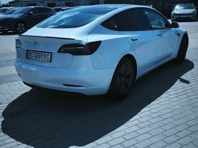Білий Тесла Модель 3, об'ємом двигуна 0 л та пробігом 66 тис. км за 14900 $, фото 5 на Automoto.ua