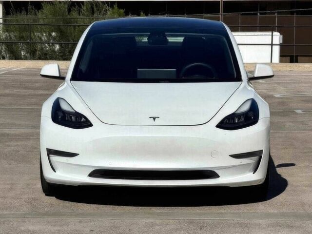 Білий Тесла Модель 3, об'ємом двигуна 0 л та пробігом 10 тис. км за 9400 $, фото 1 на Automoto.ua