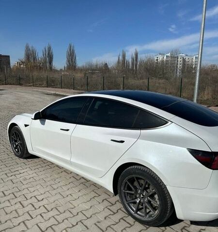 Белый Тесла Модель 3, объемом двигателя 0 л и пробегом 262 тыс. км за 12600 $, фото 6 на Automoto.ua