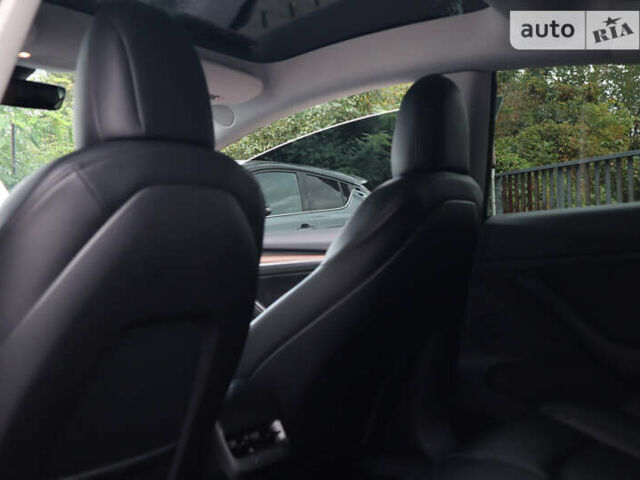 Белый Тесла Модель 3, объемом двигателя 0 л и пробегом 35 тыс. км за 21000 $, фото 31 на Automoto.ua