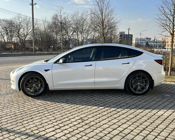 Білий Тесла Модель 3, об'ємом двигуна 0 л та пробігом 91 тис. км за 18900 $, фото 3 на Automoto.ua