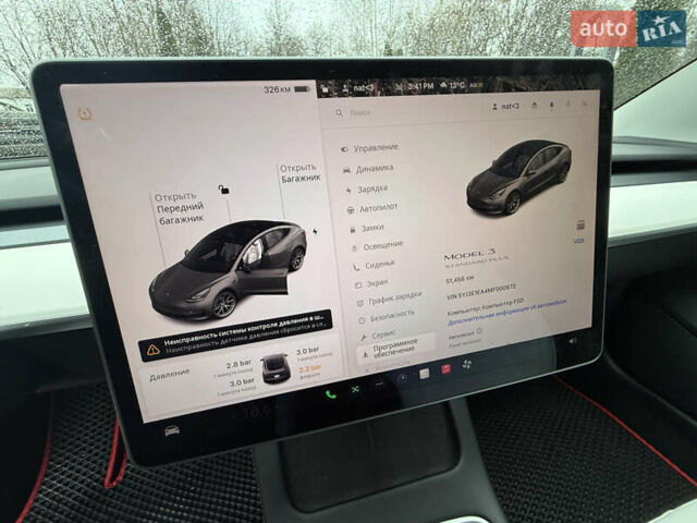 Білий Тесла Модель 3, об'ємом двигуна 0 л та пробігом 50 тис. км за 20000 $, фото 44 на Automoto.ua