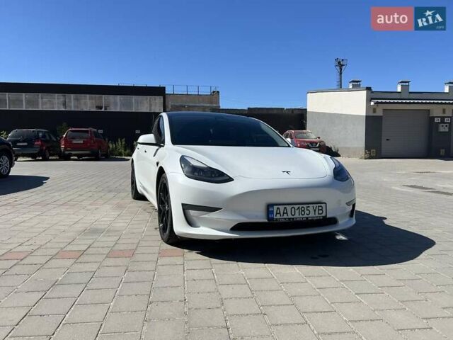 Білий Тесла Модель 3, об'ємом двигуна 0 л та пробігом 68 тис. км за 25500 $, фото 28 на Automoto.ua