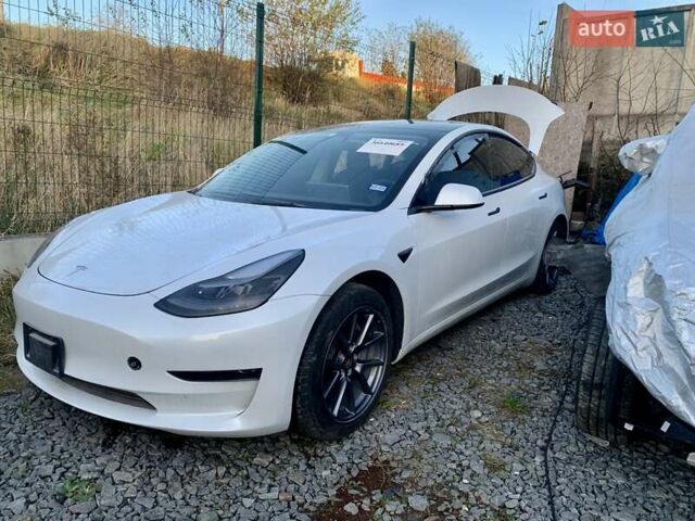 Белый Тесла Модель 3, объемом двигателя 0 л и пробегом 27 тыс. км за 19750 $, фото 9 на Automoto.ua