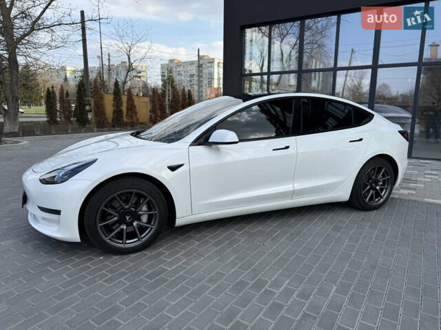 Белый Тесла Модель 3, объемом двигателя 0 л и пробегом 37 тыс. км за 19999 $, фото 15 на Automoto.ua