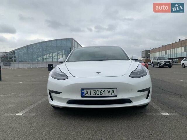 Білий Тесла Модель 3, об'ємом двигуна 0 л та пробігом 60 тис. км за 20490 $, фото 7 на Automoto.ua