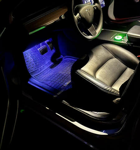 Белый Тесла Модель 3, объемом двигателя 0 л и пробегом 88 тыс. км за 22900 $, фото 24 на Automoto.ua