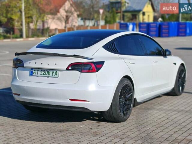 Білий Тесла Модель 3, об'ємом двигуна 0 л та пробігом 70 тис. км за 23500 $, фото 24 на Automoto.ua