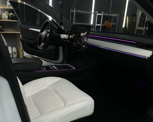Тесла Модель 3 2021 у Львові на Automoto.ua Білий Тесла Модель 3, об'ємом двигуна 0 л та пробігом 109 тис. км за 25000 $, фото 9 на Automoto.ua