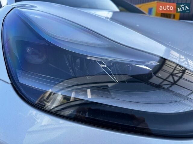 Білий Тесла Модель 3, об'ємом двигуна 0 л та пробігом 65 тис. км за 17950 $, фото 13 на Automoto.ua