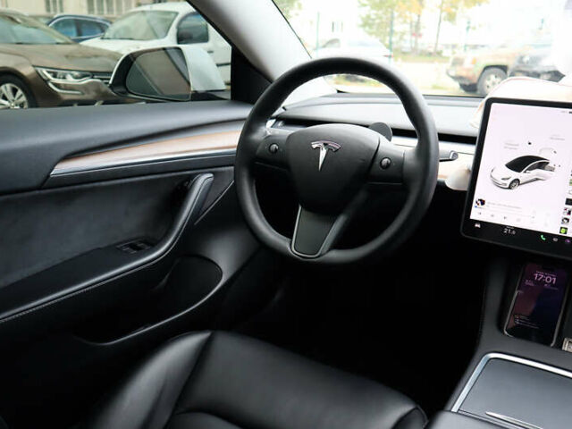 Белый Тесла Модель 3, объемом двигателя 0 л и пробегом 35 тыс. км за 21000 $, фото 11 на Automoto.ua