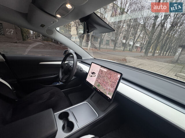 Білий Тесла Модель 3, об'ємом двигуна 0 л та пробігом 82 тис. км за 19000 $, фото 13 на Automoto.ua