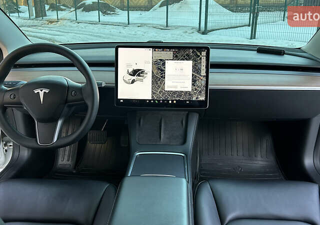 Белый Тесла Модель 3, объемом двигателя 0 л и пробегом 59 тыс. км за 18700 $, фото 21 на Automoto.ua