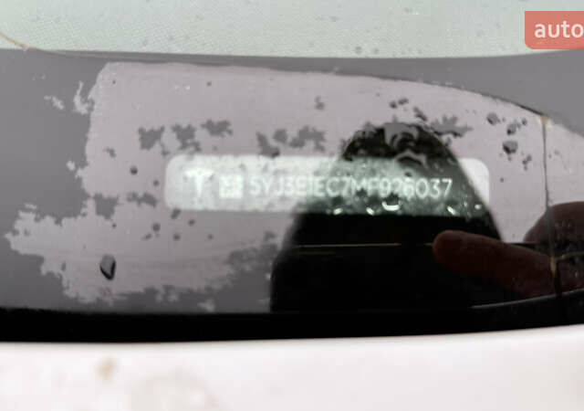 Белый Тесла Модель 3, объемом двигателя 0 л и пробегом 130 тыс. км за 15200 $, фото 10 на Automoto.ua