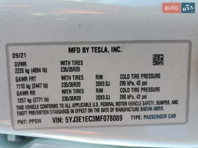 Білий Тесла Модель 3, об'ємом двигуна 0 л та пробігом 65 тис. км за 18000 $, фото 11 на Automoto.ua