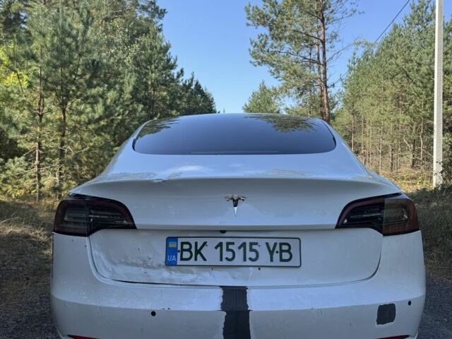 Білий Тесла Модель 3, об'ємом двигуна 0 л та пробігом 280 тис. км за 12667 $, фото 2 на Automoto.ua