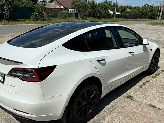 Білий Тесла Модель 3, об'ємом двигуна 0 л та пробігом 98 тис. км за 21000 $, фото 4 на Automoto.ua