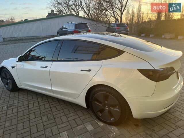 Білий Тесла Модель 3, об'ємом двигуна 0 л та пробігом 69 тис. км за 20000 $, фото 21 на Automoto.ua