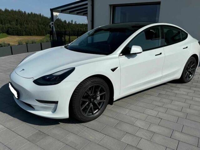 Білий Тесла Модель 3, об'ємом двигуна 0 л та пробігом 82 тис. км за 12600 $, фото 16 на Automoto.ua