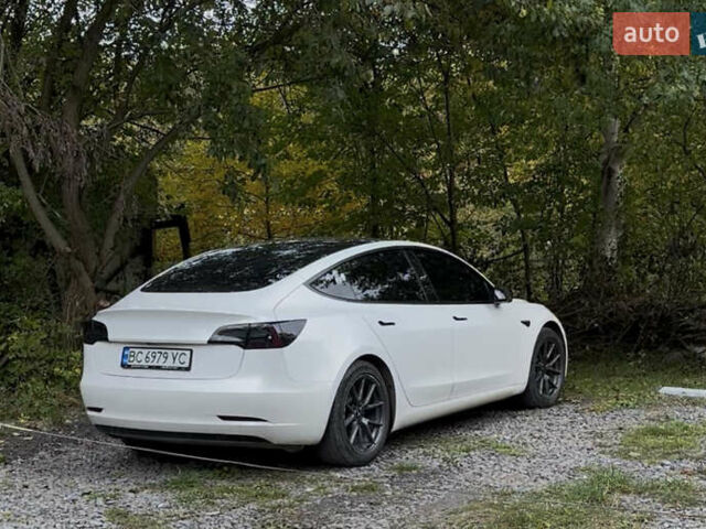 Тесла Модель 3 2021 у Львові на Automoto.ua Білий Тесла Модель 3, об'ємом двигуна 0 л та пробігом 109 тис. км за 25000 $, фото 1 на Automoto.ua
