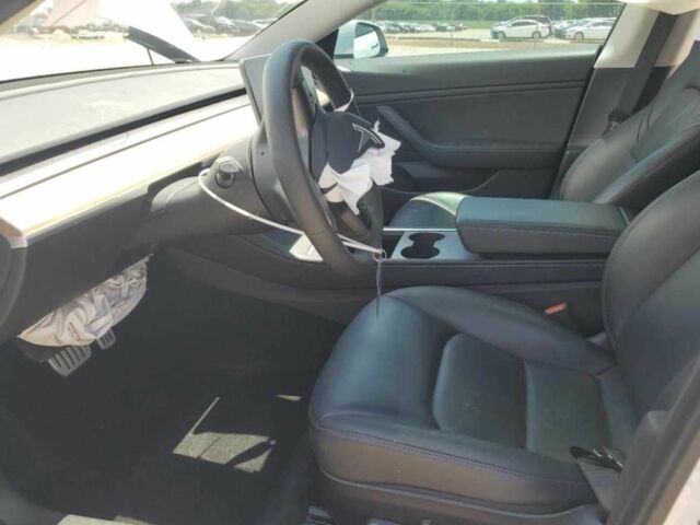 Білий Тесла Модель 3, об'ємом двигуна 0 л та пробігом 82 тис. км за 15200 $, фото 8 на Automoto.ua