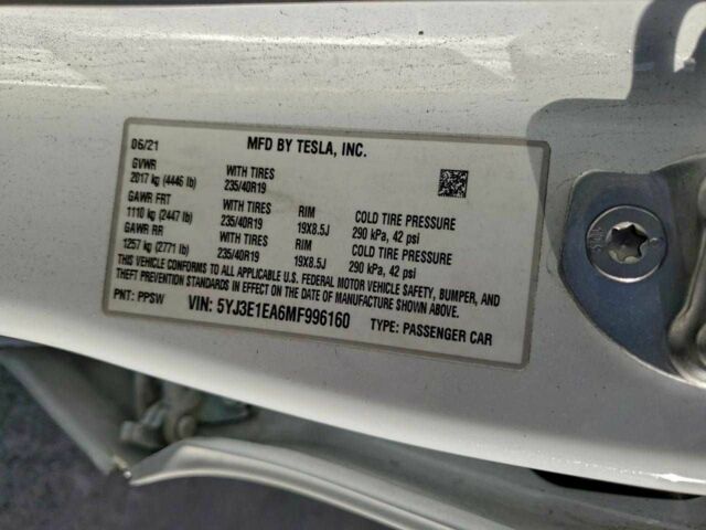 Білий Тесла Модель 3, об'ємом двигуна 0 л та пробігом 82 тис. км за 4000 $, фото 11 на Automoto.ua