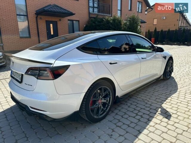 Білий Тесла Модель 3, об'ємом двигуна 0 л та пробігом 112 тис. км за 21500 $, фото 7 на Automoto.ua