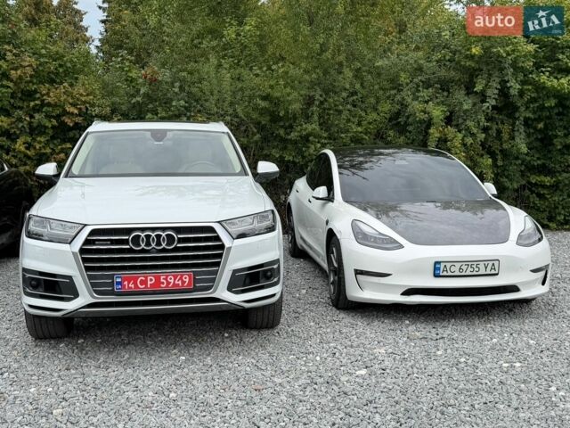 Белый Тесла Модель 3, объемом двигателя 0 л и пробегом 90 тыс. км за 14888 $, фото 62 на Automoto.ua