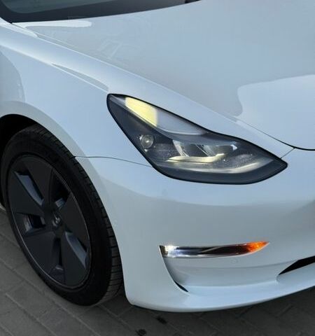 Белый Тесла Модель 3, объемом двигателя 0 л и пробегом 114 тыс. км за 20900 $, фото 20 на Automoto.ua